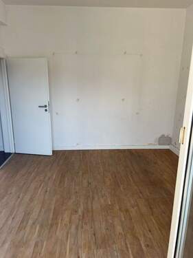 Büro 2 Ans. 3.jpeg - 