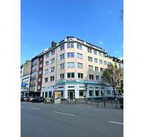 Oststraße im Herzen von Düsseldorf! 4 Zimmer Büro mit Aufzug, Balkon und Aussicht im Herzen Düsseldorfs!