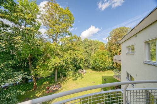 Blick vom Balkon in der Garten - Etagenwohnung mit 85,00 m² in Berlin zum Kaufen