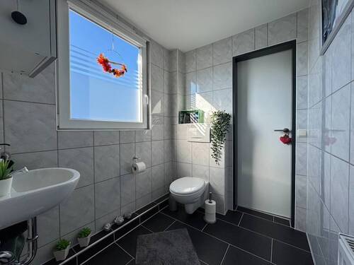 Gäste-WC - DG - 
