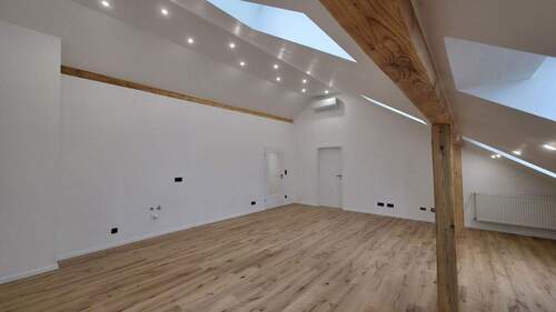 Bild 2 - 2 Zimmer Etagenwohnung zum Kaufen in Regensburg