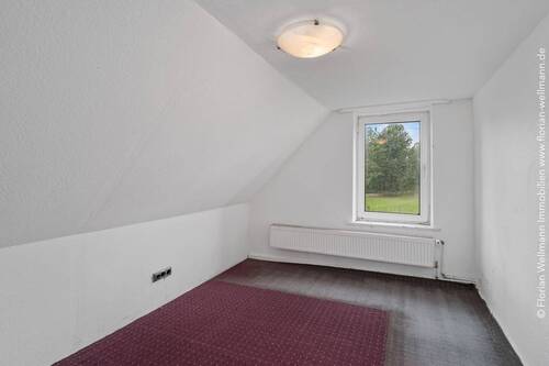 Zimmer Dachgeschoss 6,92 m² - 