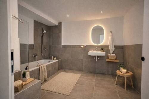 Bad - Etagenwohnung mit 98,60 m&sup2; in Ravensburg zur Miete