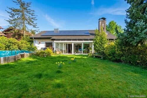 Rückansicht - 7 Zimmer Einfamilienhaus zum Kaufen in Überherrn