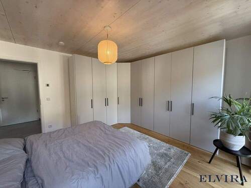 Schlafzimmer - Etagenwohnung mit 70,00 m² in München zur Miete