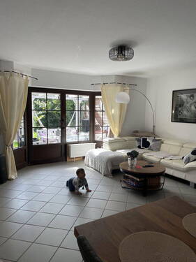 Wohnzimmer EG - 6 Zimmer Reihenendhaus zum Kaufen in Rösrath