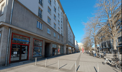 Gehweg zum Hauptbahnhof - kompakter Store in perfekter Innenstadtlage