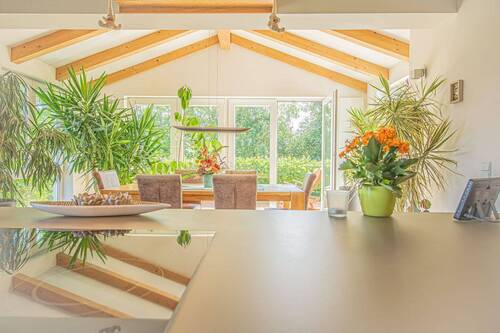 Blick aus der Küche - 3 Zimmer Etagenwohnung zum Kaufen in Windach