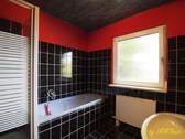 Bad mti Wanne und Dusche - 