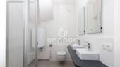 Bad 2 - Etagenwohnung mit 248,60 m&sup2; in Regensburg zur Miete