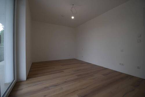 Zimmer1.jpeg - 