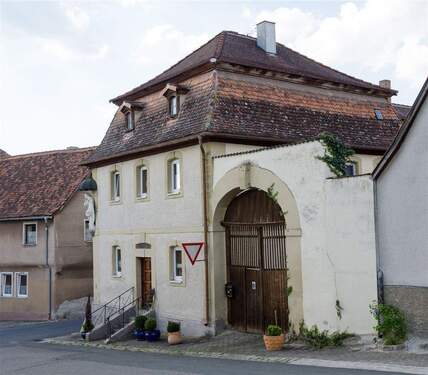 Außenansicht - 6 Zimmer Einfamilienhaus zum Kaufen in Markt Bibart