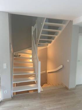 Treppe aufw. Lerchenrberg HH-Volksdorf - 