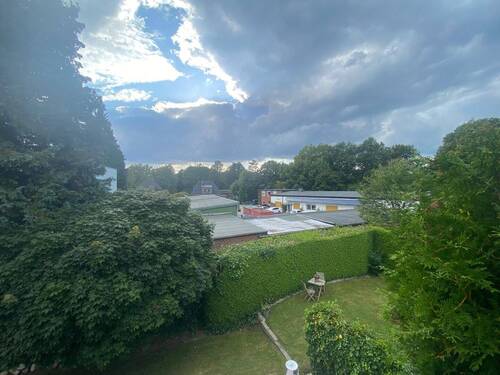 1. OG Terrasse SW Lerchenberg HH-Volksdorf - 