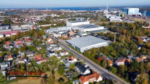 2ba44d97-74dc-43b9-be01-cf025071c443.jpg - Doppelhaushälfte mit großem Renovierungspotential in Stralsund