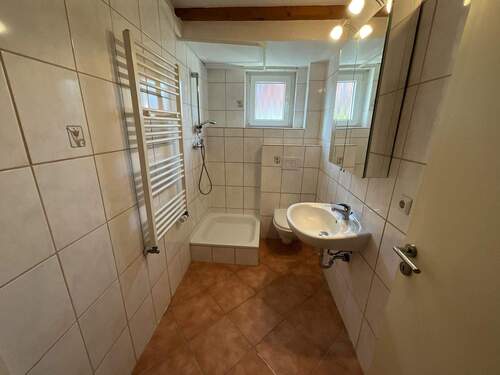 Duschbad im Erdgeschoss - 