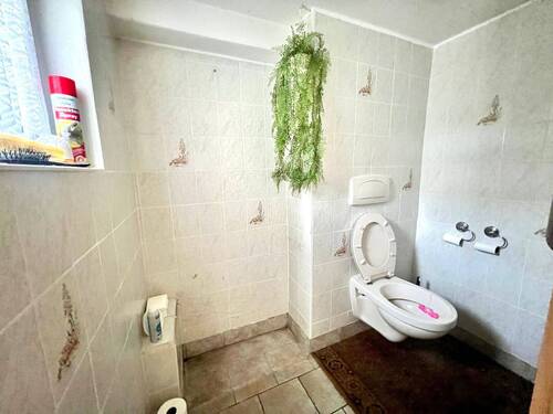 WC - 