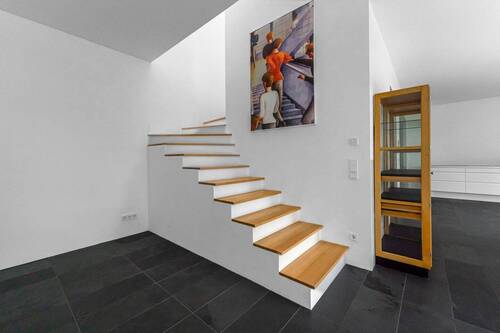 EG - Treppe ins OG - 