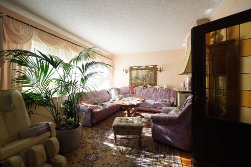 Wohnzimmer im Erdgeschoss - 