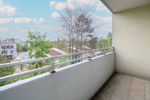 Balkon - Etagenwohnung mit 57,20 m² in Fürth zum Kaufen