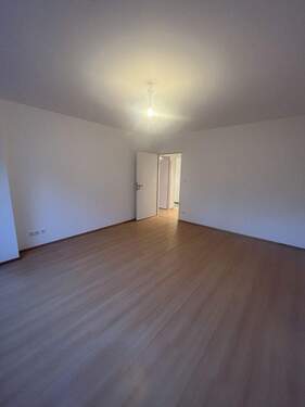 Wohnzimmer - 2 Zimmer Etagenwohnung in Hamburg