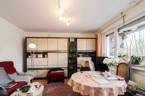 weitere Ansicht Wohnbereich - 2 Zimmer Einfamilienhaus in Duisburg