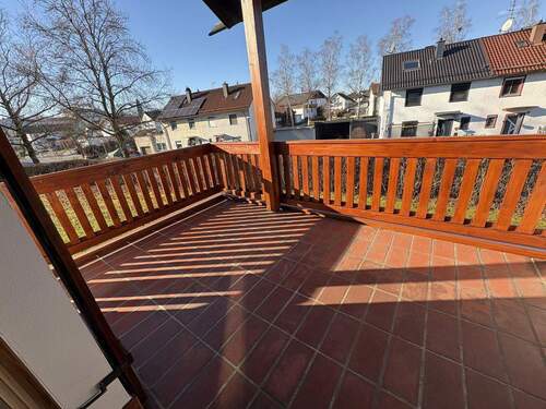 Balkon beim Wohnzimmer - 