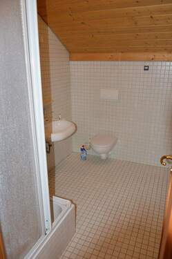 Kleines Bad zum Gästezimmer - 