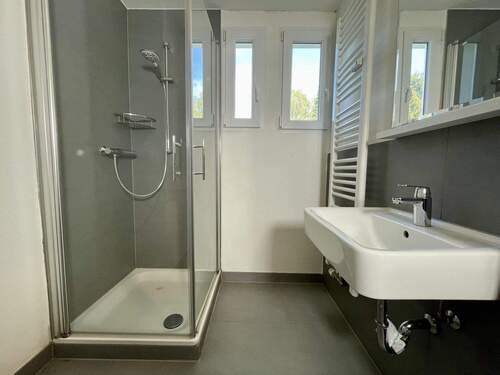 Badezimmer im Obergeschoss - 