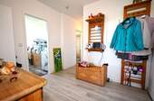 Diele - 3 Zimmer Etagenwohnung zum Kaufen in Mettmann