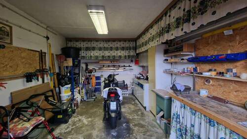 Garage - 