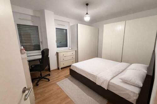 Schlafzimmer - Etagenwohnung mit 121,00 m&sup2; in Erlangen zum Kaufen