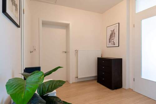 18365 Flur - 4 Zimmer Mehrfamilienhaus, Wohnhaus in Sankt Thomas