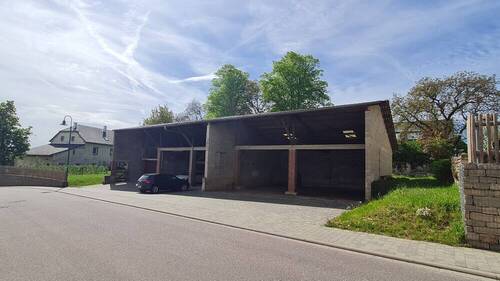 Nebengebäude gegenüber - 