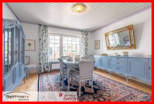 Esszimmer mit Blick in den Wintergarten - 