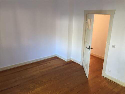 Zimmer/Wohnzimmer - 