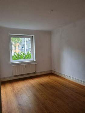 Zimmer/Schlafzimmer - 