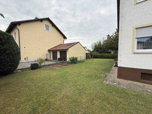 Gartenanteil - 4 Zimmer Etagenwohnung in Pfatter