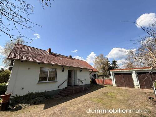 Eingang - 4 Zimmer Bauernhaus, Landhaus in Kasel-Golzig