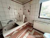 Bad mit Wanne - 