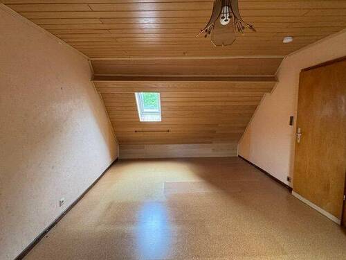 Schlafzimmer I im OG links - 