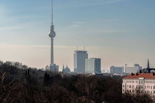 Blick auf das höchste Gebäude Deutschlands - 