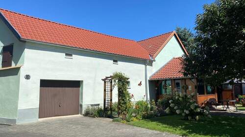 Nebengebäude - Mehrfamilienhaus, Wohnhaus mit 188,90 m² in Elsnig zum Kaufen