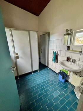 WC-Bereich mit 2 Kabinen - 