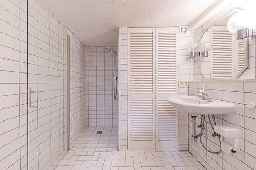 Duschbad mit WC - 