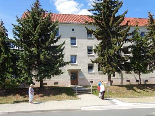Zeitzer Straße81- 83 - Mit schönem Südwestbalkon:Zeitzerstr. 81, 60,28 m² OG 2 rechts