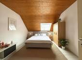 Schlafzimmer - virtuell möbliert - 3 Zimmer Etagenwohnung in Osnabrück