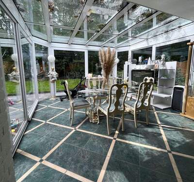 Wintergarten - Wohnen in der Natur und doch zentral! Familientraum mit vielen Extras und kostenloser Wertsteigerung