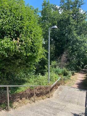 Erschließungsweg zum Grundstück - Grundstück in Saarbrücken