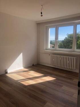 Schlafzimmer - Großzügige Studentenwohnung mit begehbarem Kleiderschrank in ruhiger Lage (10 min. von der Uni entfernt)